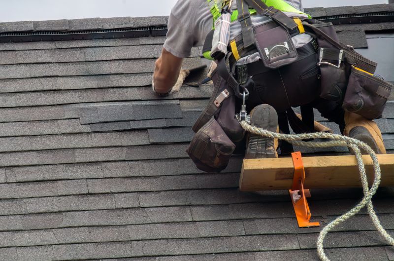 Asphalt Shingles Installation in Strongsville, OH