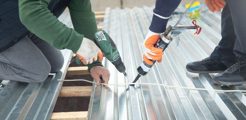 Metal Roof Repair in Hinckley, OH